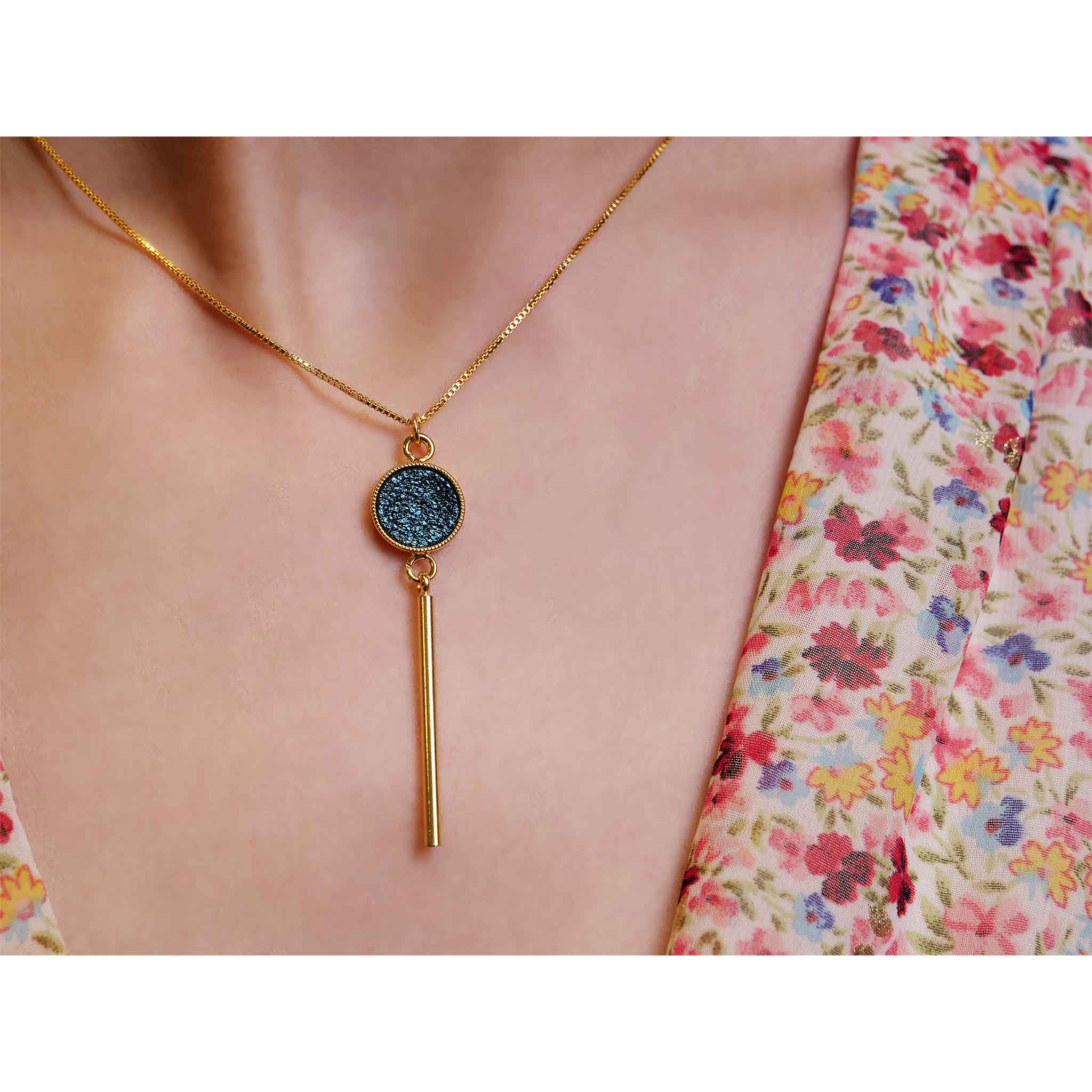 collier fin doré cuir chaîne maille carrée ajustable