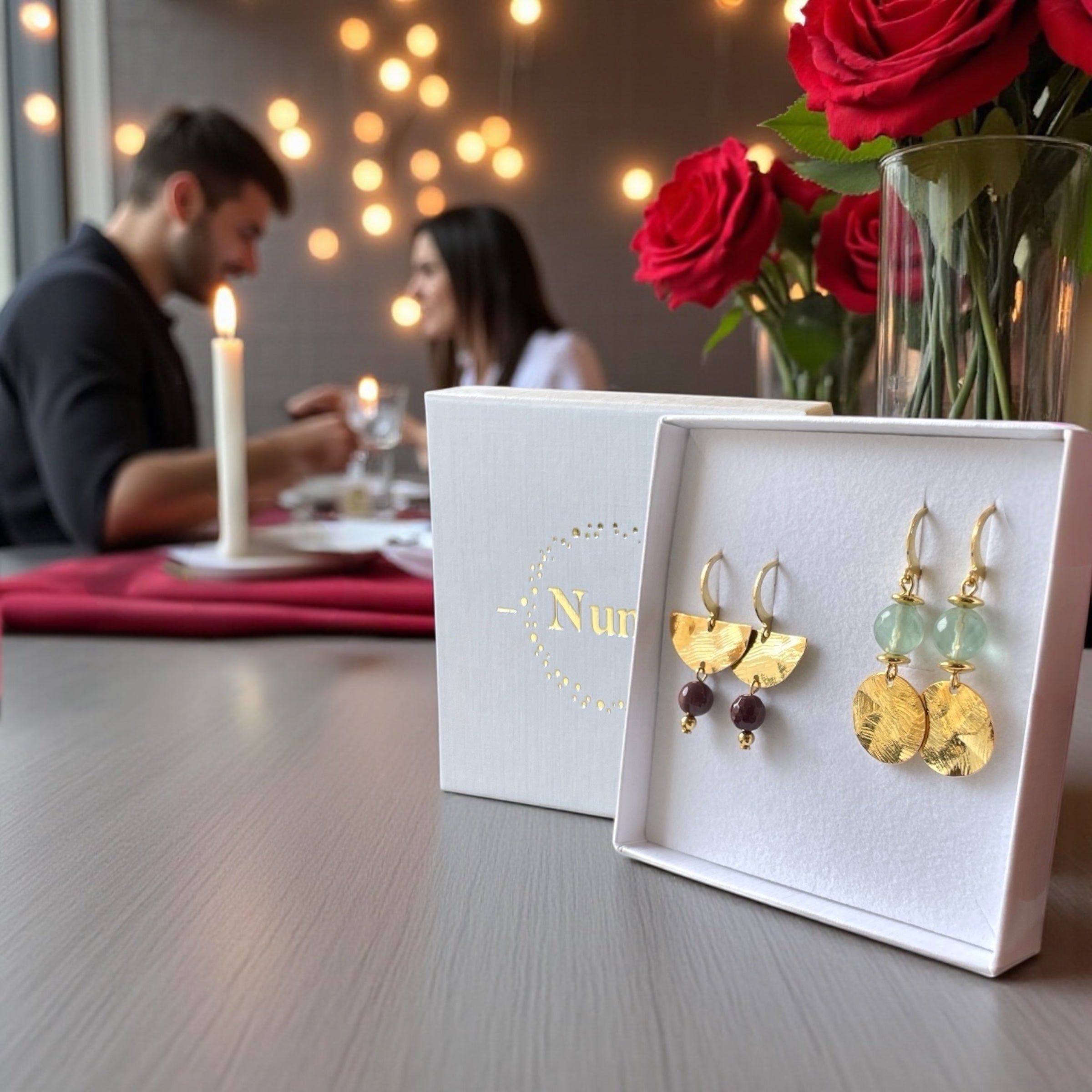 Cadeau personnalisé femme Saint-Valentin - parure de boucles d'oreilles en pierres semi-précieuses fluorite vert d'eau et mokaïte