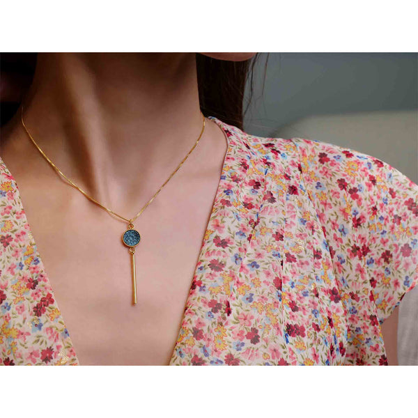 collier fin doré cuir chaîne maille carrée ajustable bleu