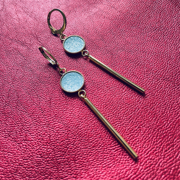 Nida leather buckles